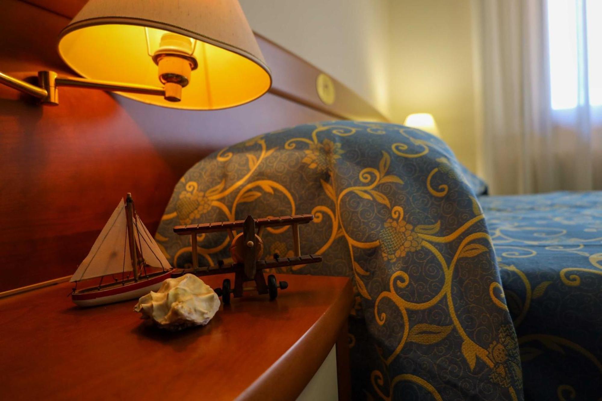 Easy Hotel Meryon Sottomarina Ngoại thất bức ảnh