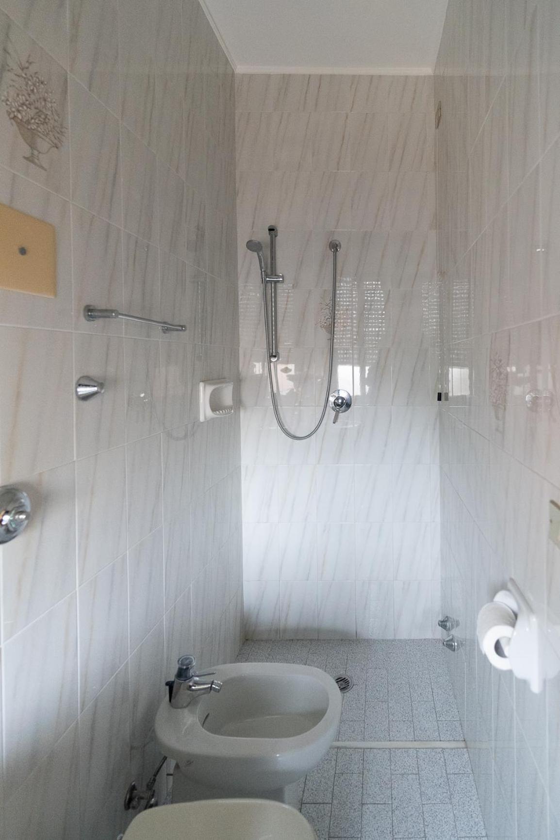 Easy Hotel Meryon Sottomarina Phòng bức ảnh